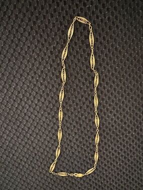 Vintage Trifari Gold tone costume jewelry chain - 15 or 16" length